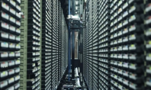 Liên minh Châu Âu (EU) mô tả các nhà máy này như một “hệ sinh thái năng động”, nơi hội tụ sức mạnh tính toán, dữ liệu và nhân tài để phát triển các mô hình và ứng dụng AI.