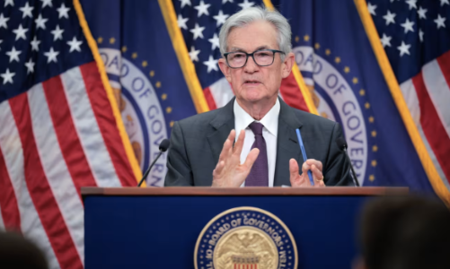 Mặc sức ép từ Tổng thống Trump, Fed “đủng đỉnh” với lãi suất