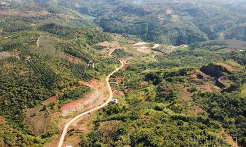 Lâm Đồng: Nhiều dự án hạ tầng chậm tiến độ do thời tiết và thiếu vốn