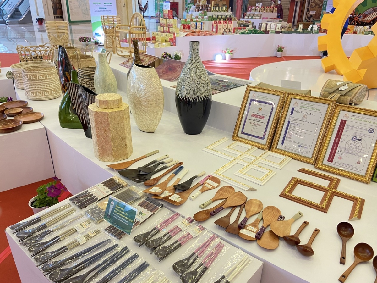 Sản phẩm thủ c&ocirc;ng mỹ nghệ của Việt Nam c&oacute; mặt tr&ecirc;n 163 quốc gia v&agrave; v&ugrave;ng l&atilde;nh thổ.