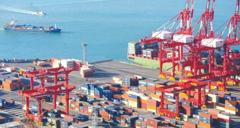 Import - export activities on the rebound, trade surplus exceeds $10 billion  