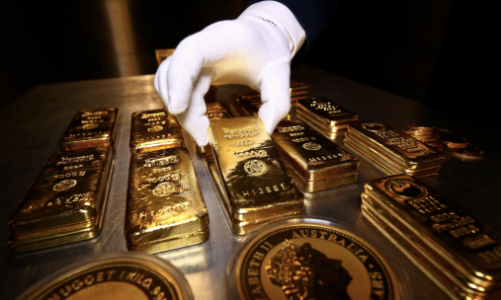 Giá vàng bùng nổ, USD sụt mạnh sau báo cáo việc làm Mỹ