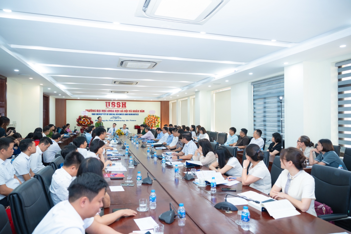 Hội thảo khoa học:"Quản trị dữ liệu, tài liệu lưu trữ trong bối cảnh phát triển Chính phủ số ở Việt Nam".