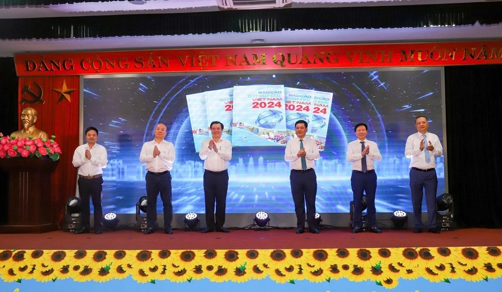 Lễ c&ocirc;ng bố B&aacute;o c&aacute;o xuất nhập khẩu Việt Nam 2024.
