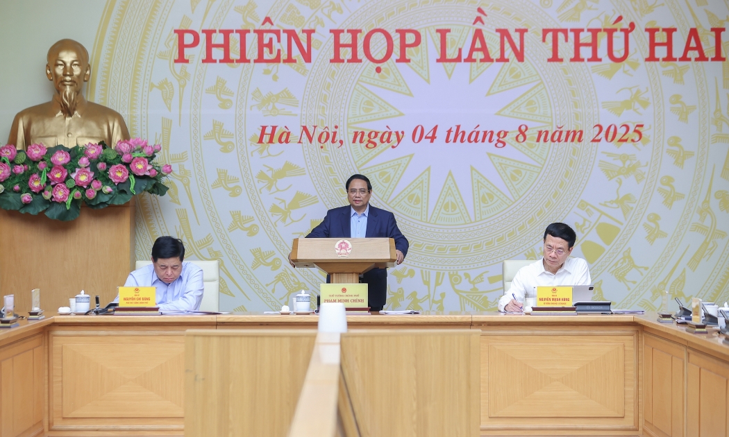 Thủ tướng Chính phủ Phạm Minh Chính chủ trì Phiên họp thứ 2 của Ban Chỉ đạo quốc gia về phát triển ngành công nghiệp bán dẫn - Ảnh: VGP. 