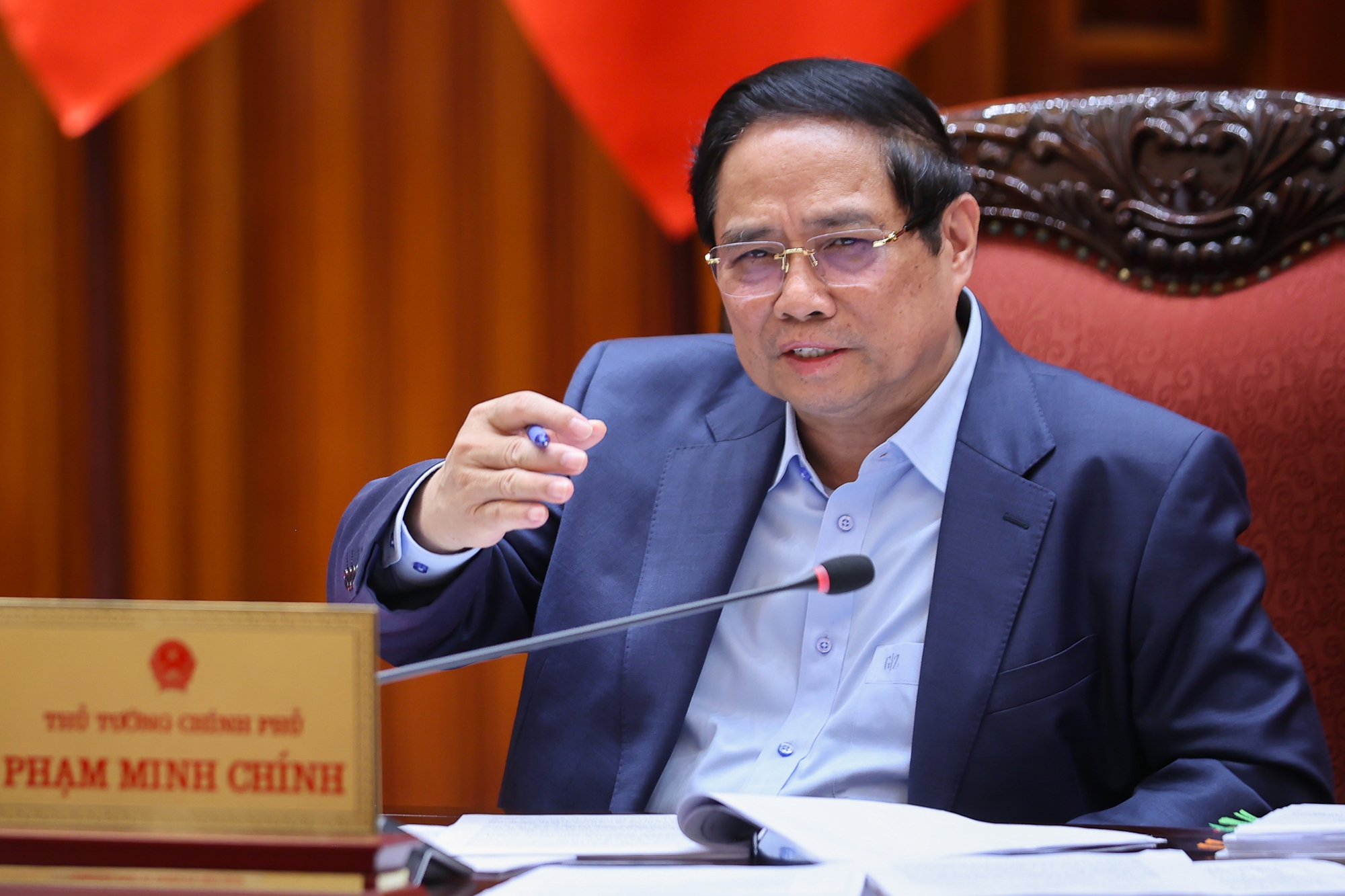 Thủ tướng Phạm Minh Chính chủ trì cuộc họp Thường trực Chính phủ về tình hình kinh tế - xã hội - Ảnh: VGP