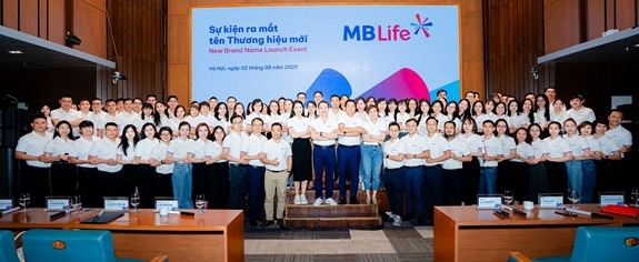 MB Life cam kết tiếp tục lan tỏa gi&aacute; trị nh&acirc;n văn của ng&agrave;nh bảo hiểm, kh&ocirc;ng ngừng n&acirc;ng cao chất lượng dịch vụ v&agrave; ph&aacute;t triển bền vững.
