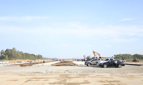 Gỡ vướng mặt bằng, vật liệu, đẩy nhanh tiến độ các dự án tại sân bay Vinh