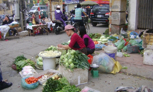 Hà Nội xử lý dứt điểm các chợ, tụ điểm kinh doanh tự phát