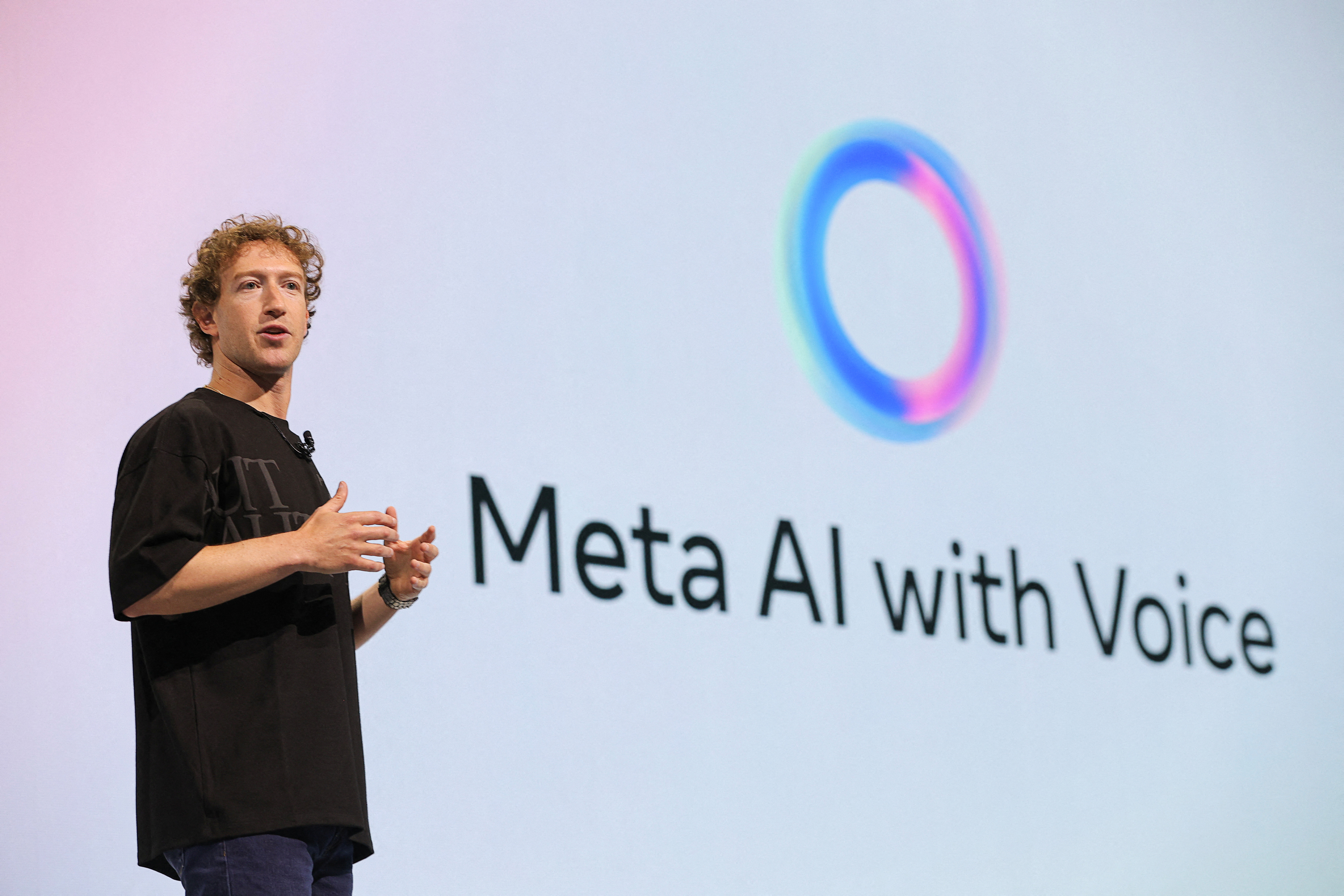AI đang gi&uacute;p Meta nhắm đ&uacute;ng đối tượng quảng c&aacute;o v&agrave; nhờ đ&oacute; c&oacute; thể tăng gi&aacute; quảng c&aacute;o. Ảnh: Reuters