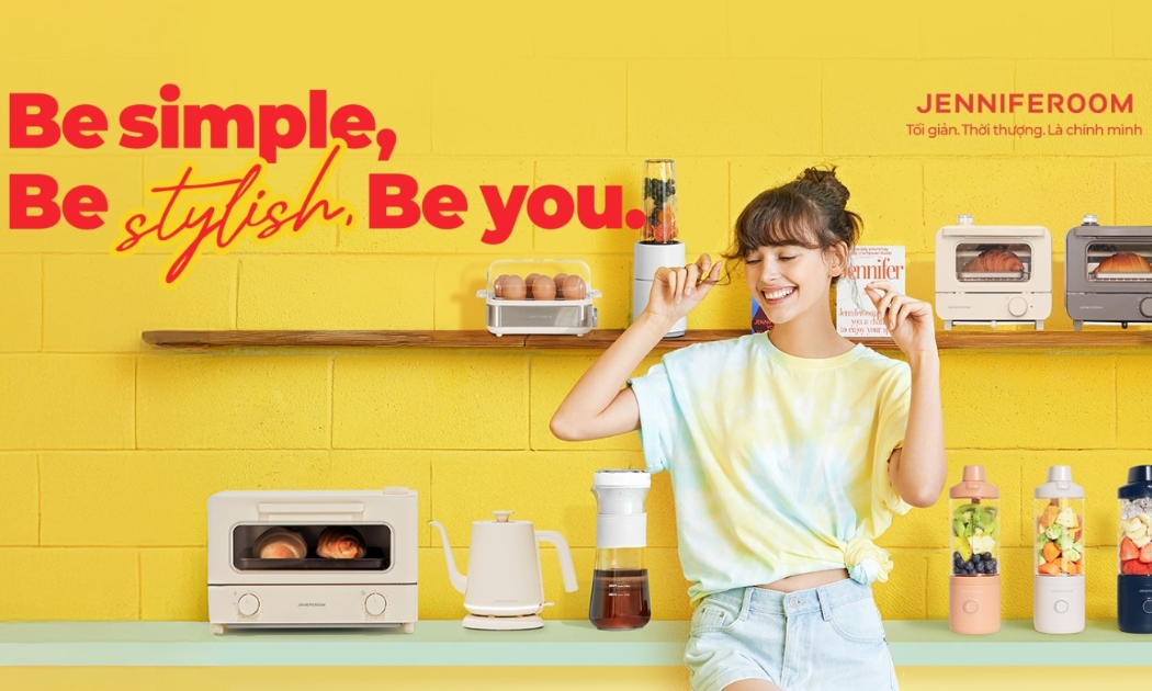 Là sự kết hợp hài hòa giữa thiết kế tối giản và chức năng tiện dụng, JENNIFEROOM hứa hẹn mang đến giải pháp sống thời thượng và đầy cảm hứng, phù hợp với không gian sống của thế hệ trẻ.