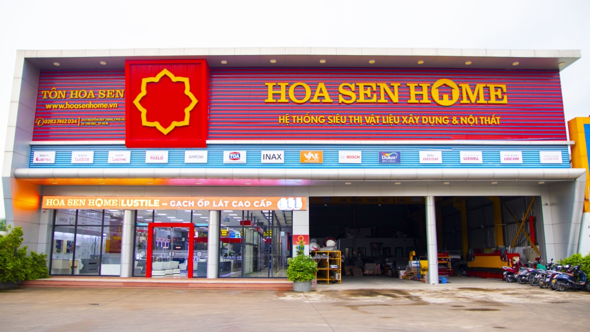 Xuất ph&aacute;t từ một thương hiệu lu&ocirc;n đề cao tr&aacute;ch nhiệm cộng đồng, hệ thống Hoa Sen Home cũng lấy sự minh bạch, uy t&iacute;n v&agrave; tử tế trong kinh doanh l&agrave;m kim chỉ nam để đồng h&agrave;nh c&ugrave;ng người ti&ecirc;u d&ugrave;ng một c&aacute;ch bền vững.