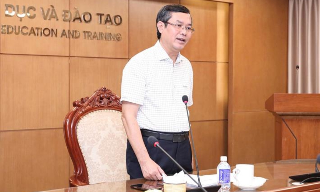 Thứ trưởng Bộ GDĐT Nguyễn Văn Phúc phát biểu tại hội nghị. Ảnh: MOET.