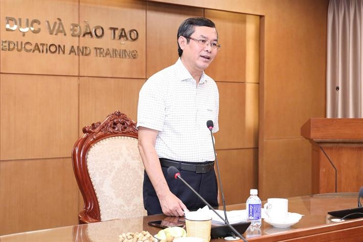 Thứ trưởng Bộ GDĐT Nguyễn Văn Phúc phát biểu tại hội nghị. Ảnh: MOET.