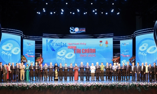 Tổng Bí thư Tô Lâm dự Lễ Kỷ niệm 80 năm Ngày truyền thống ngành Tài chính