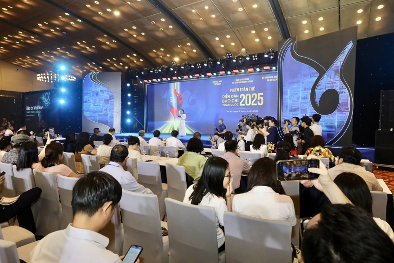 Diễn đàn Báo chí Toàn quốc năm 2025 đã chính thức khai mạc. Ảnh: Việt Dũng