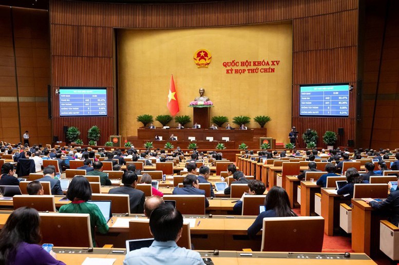 The National Assembly deputies vote for the amended aw on Atomic Energy on June 27.