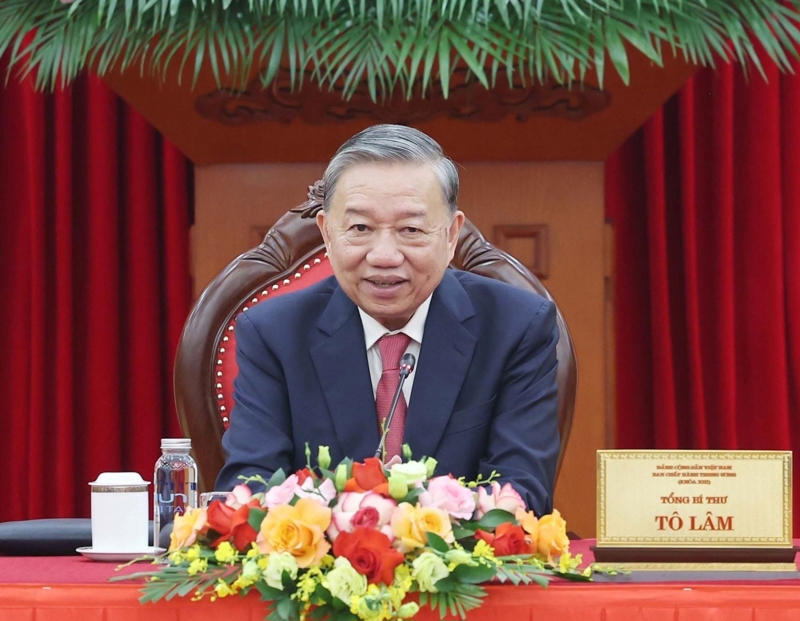 Party General Secretary To Lam during the phone talks with US President Donald Trump on July 2. 