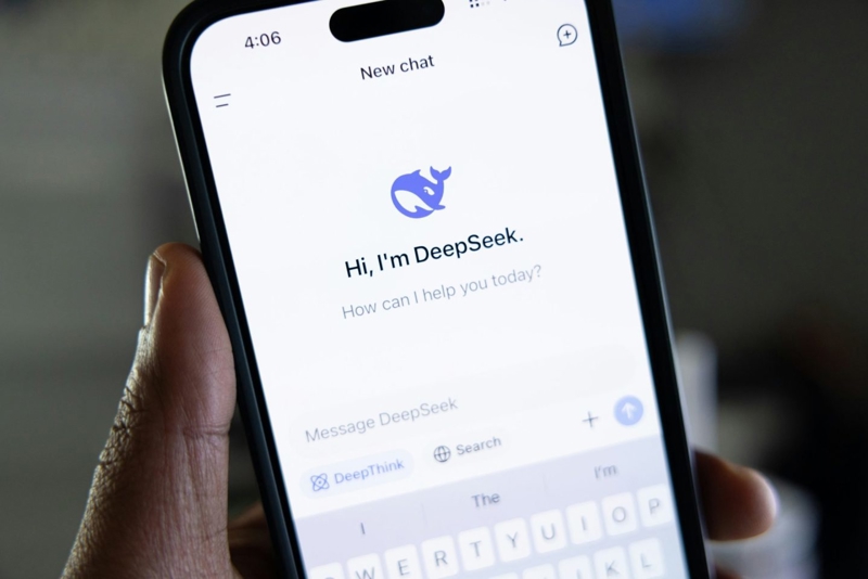 Đức yêu cầu Apple và Google gỡ bỏ ứng dụng AI DeepSeek khỏi App Store và Play Store tại Đức