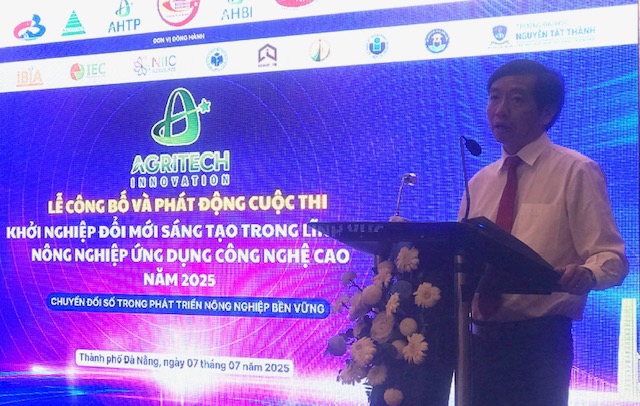 Ông Nguyễn Thanh Hiền, Phó trưởng Ban Quản lý Khu Nông nghiệp công nghệ cao TP.HCM, phát động Cuộc thi. Ảnh Ngô Anh Văn