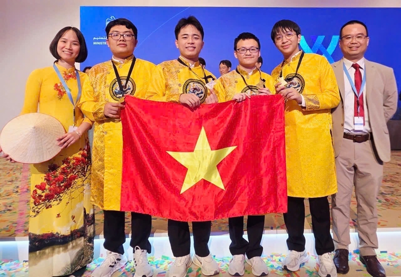Trong bảng tổng sắp huy chương, đoàn Việt Nam xếp đồng hạng với đoàn Trung Quốc và Mỹ về số huy chương vàng.