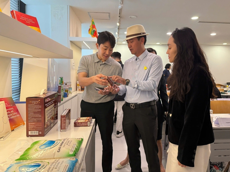 Korean businesses participating in seminars and trade programs appreciate the prospects for business and investment in Vietnam. (Photo: VGP)