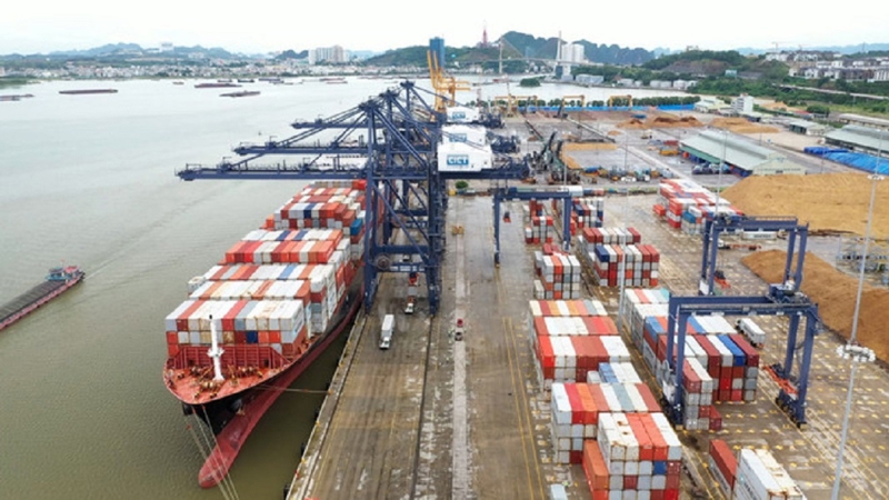 Hoạt động xuất, nhập khẩu hàng hóa tiếp tục đóng góp quan trọng vào tăng trưởng của nền kinh tế.