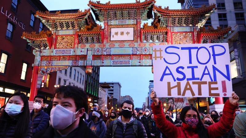 Một cuộc biểu tình yêu cầu chấm dứt tình trạng phân biệt chủng tộc nhằm vào người châu Á được tổ chức tại Washington, Mỹ ngày 17/3 - Ảnh: Getty Images