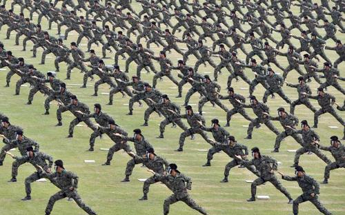 Quân trang của quân đội Hàn Quốc cứ mỗi 3 năm thay 1 lần và cuối năm 2013 thì bắt đầu vào lại chu kì ấy - Ảnh minh họa.<br>