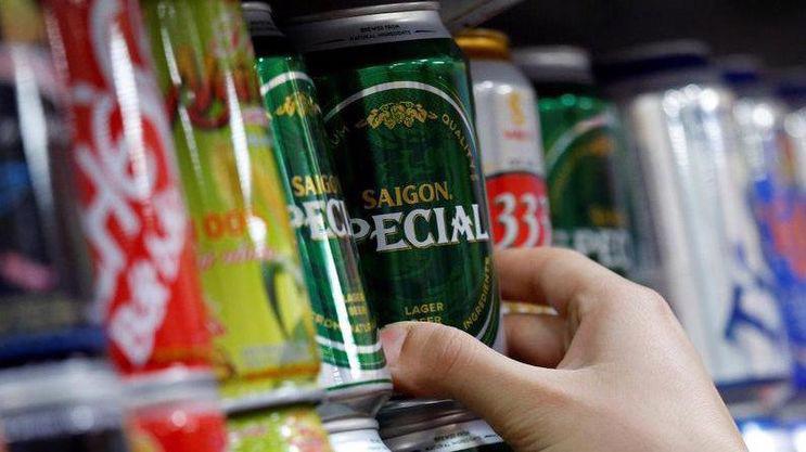 Bộ Công Thương khẳng định tính đến ngày 11/12, Vietnam Beverage đã đăng ký mua tới 51% cổ phần của Sabeco - Ảnh: Reuters.
