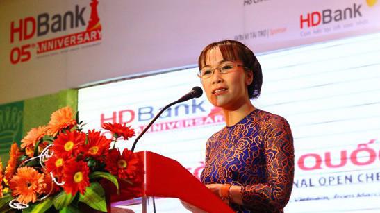 Bà Nguyễn Thị Phương Thảo, Phó chủ tịch Hội đồng Quản trị HDBank mua hơn 17,6 triệu cổ phiếu trong đợt phát hành này, với giá không thấp hơn 32.000 đồng/cổ phiếu.