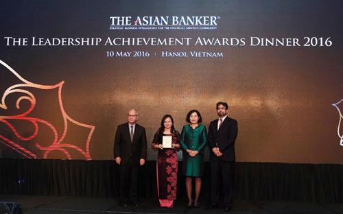 Theo đại diện The Asian Banker, SHB đã xuất sắc vượt qua tất cả các
 vòng đánh giá khắt khe, nghiêm ngặt đối với hạng mục giải thưởng ngân 
hàng bán lẻ để trở thành ngân hàng Việt Nam duy nhất nhận hai giải 
thưởng này.<br>
