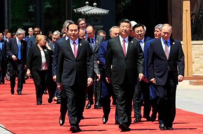 Chủ tịch nước Việt Nam Trần Đại Quang, Chủ tịch nước Trung Quốc Tập Cận Bình và Tổng thống Nga Vladimir Putin tại diễn đàn cấp cao hợp tác quốc tế “Vành đai và Con đường” - Ảnh: TTXVN.<br>