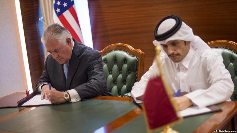 Ngoại trưởng Mỹ Rex Tillerson đã ký thỏa thuận Mỹ - Qatar về chống tài trợ khủng bố nhằm “xoa dịu” liên minh 4 nước.<br>