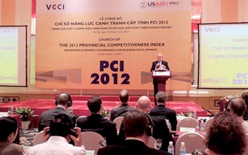 Lễ công bố PCI 2012. Cuộc cạnh tranh sẽ còn rất quyết liệt, và trên 
thực tế đã chứng kiến sự ra đi của những số 1 như Đà Nẵng, Bình Dương...