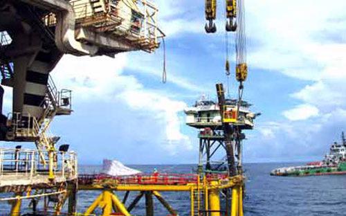 Tổng sản lượng khai thác quy dầu của Petro Vietnam năm 2012 đạt 26 triệu tấn, bằng 104,8% kế hoạch năm, tăng 8,7% so với năm 2011.