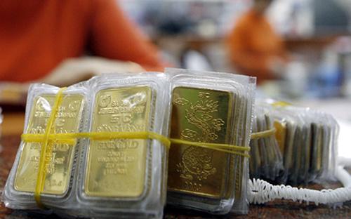Theo số liệu của Ngân hàng Nhà nước, đến nay, cơ quan này đã tổ chức
 59 phiên đấu thầu bán vàng miếng với tổng khối lượng trúng thầu là 
1.557.000 lượng, tương đương khoảng 58,4 tấn vàng, trên tổng số 
1.662.000 lượng, tương đương hơn 62,3 tấn vàng chào thầu.