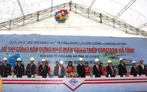 Tháng 12/2012, Formosa đã tiến hành lễ khởi công xây dựng nhà máy gang thép Formosa Hà Tĩnh, một dự án thành phần quan trọng trong khu liên hợp có diện tích trên 3.300 ha.