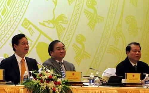 Từ trái sang phải: Thủ tướng Nguyễn Tấn Dũng, các phó thủ tướng Hoàng Trung Hải, Vũ Văn Ninh tại buổi làm việc với các tập đoàn, tổng công ty nhà nước hôm 16/1 vừa qua.<br>