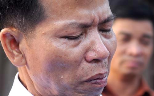 Giọt nước mắt của ông Nguyễn Thanh Chấn ngày được trả tự do sau 10 năm trong tù.<br>