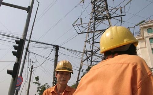 Nhà nước vẫn nắm giữ 100% vốn điều lệ đối với doanh nghiệp truyền tải điện.<br>