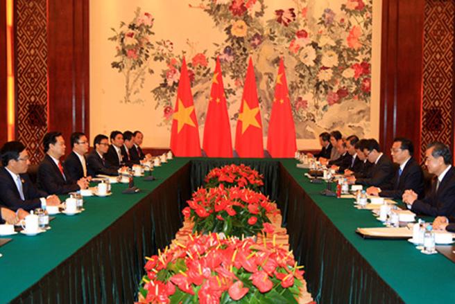 Thủ tướng Chính phủ Nguyễn Tấn Dũng hội đàm với Thủ tướng Trung Quốc Lý Khắc Cường, chiều 2/9 - Ảnh: VGP.<br>