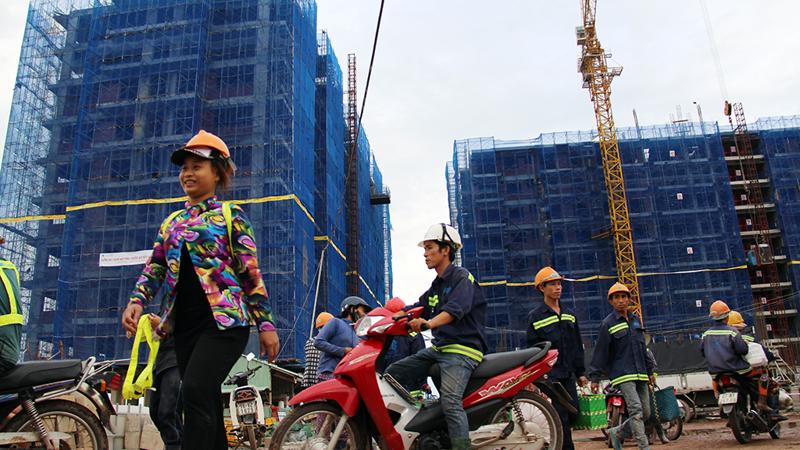 Công trình xây dựng nhà ga cáp treo An Thới - Hòn Thơm tại Phú Quốc, một trong các đặc khu - Ảnh: Tuổi Trẻ.<br>