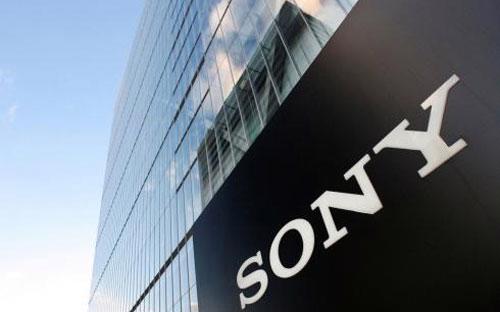 “Đại gia” điện tử hàng đầu Nhật Bản Sony đang trong quá trình bán 
bớt tài sản và cắt giảm việc làm để chấm dứt chuỗi 4 năm liền thua lỗ- Ảnh: AP.<br>