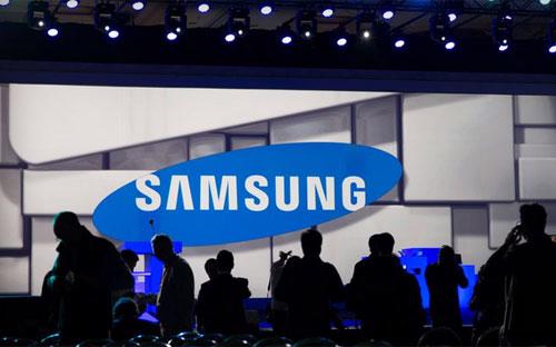 Theo dự báo, doanh số điện thoại của Samsung trong cả năm 2015 có thể đã giảm năm thứ hai liên tiếp - Ảnh: The Verge.<br>