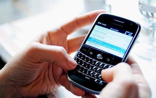 Điện thoại BlackBerry từng là smartphone được các nhà giao dịch ở Phố Wall, các chính trị gia và người nổi tiếng yêu thích - Ảnh: Telegraph.<br>