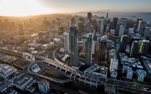 Khu vực trung tâm thành phố San Francisco, bang California, Mỹ nhìn từ trên cao - Ảnh: Bloomberg.<br>