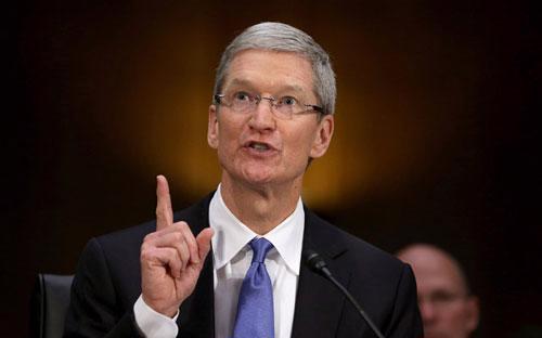 CEO Tim Cook tại phiên điều trần trước Thượng viện Mỹ hôm 21/5 - Ảnh: Business Week.<br>