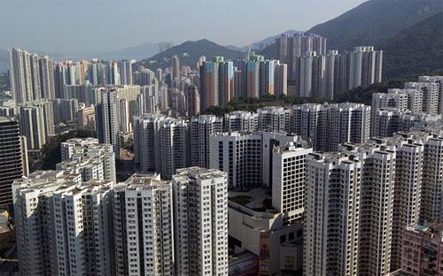Giá nhà ở Hồng Kông đã tăng 370% kể từ năm 2003 cho tới khi đạt đỉnh vào tháng 9 năm ngoái. 