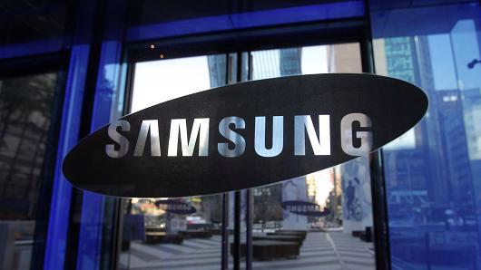Samsung hiện là nhà sản xuất smartphone lớn nhất thế giới - Ảnh: Getty/CNBC.<br>